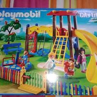 5568 square parc enfants Playmobil