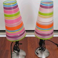 2 lampes multicolore à poser 