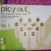 Quilles finlandaises ou jeu de Molkky en bois neuf