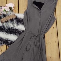 Robe noire et blanche 