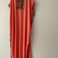 Robe orientale d'Ã©tÃ© avec pompons multicolores tai