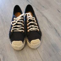 Chaussure à plate forme