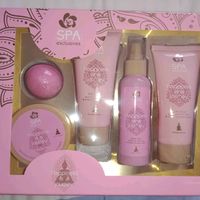 Coffret SPA exclusives Neuf happiness is a journey