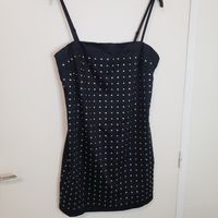 Robe T38 moulante bustier à bretelles noire cloutée Boutique parisienne