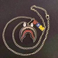 Collier bape shark 