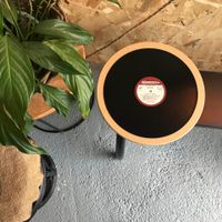 Banc ou table d’appoint vinyl 