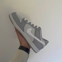 Dunk low two tone grey