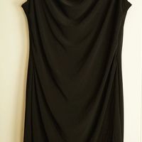 Robe Tahari