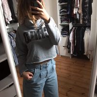 Sweat gris à col roulé 
