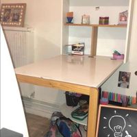 Bureau mural tableau craie 